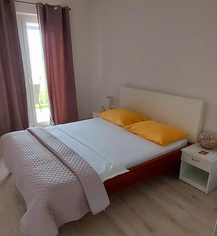 Apartments Santic Подаца Экстерьер фото